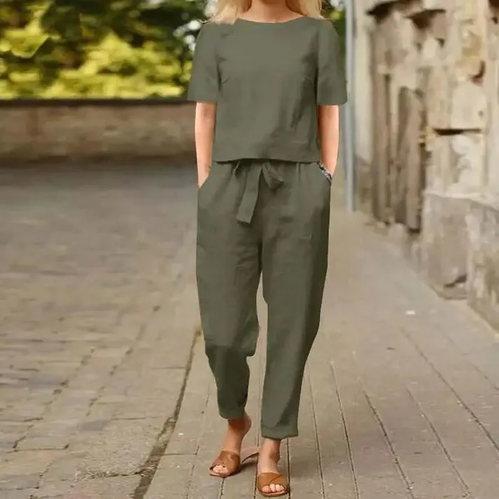 Summer Breeze™ | Women's Casual Two-Piece Set | Short Sleeve Top & Elastic Waist Shorts, Lightweight Fabric for Comfort
