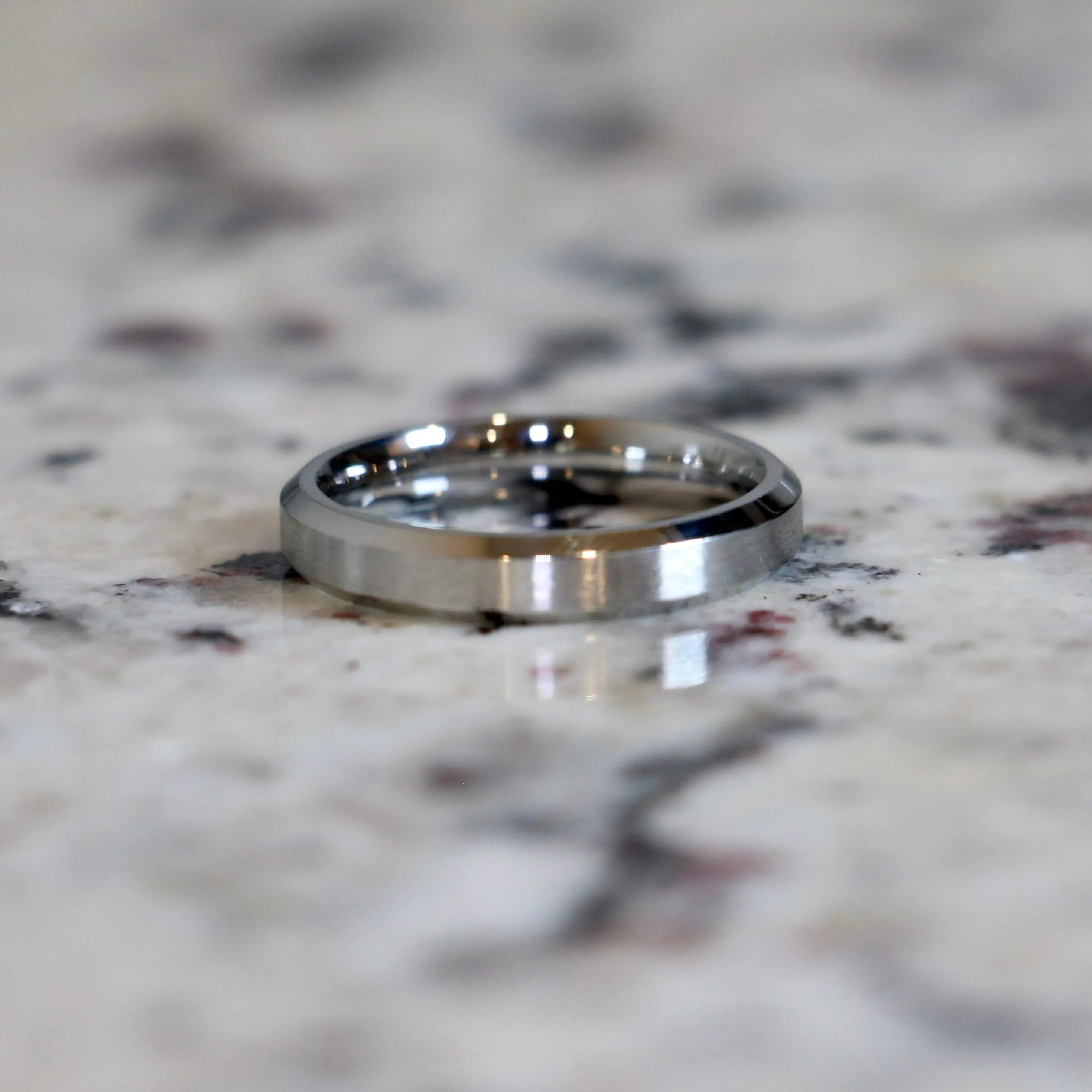 The Slim Basic | Women's Wedding Ring Silver