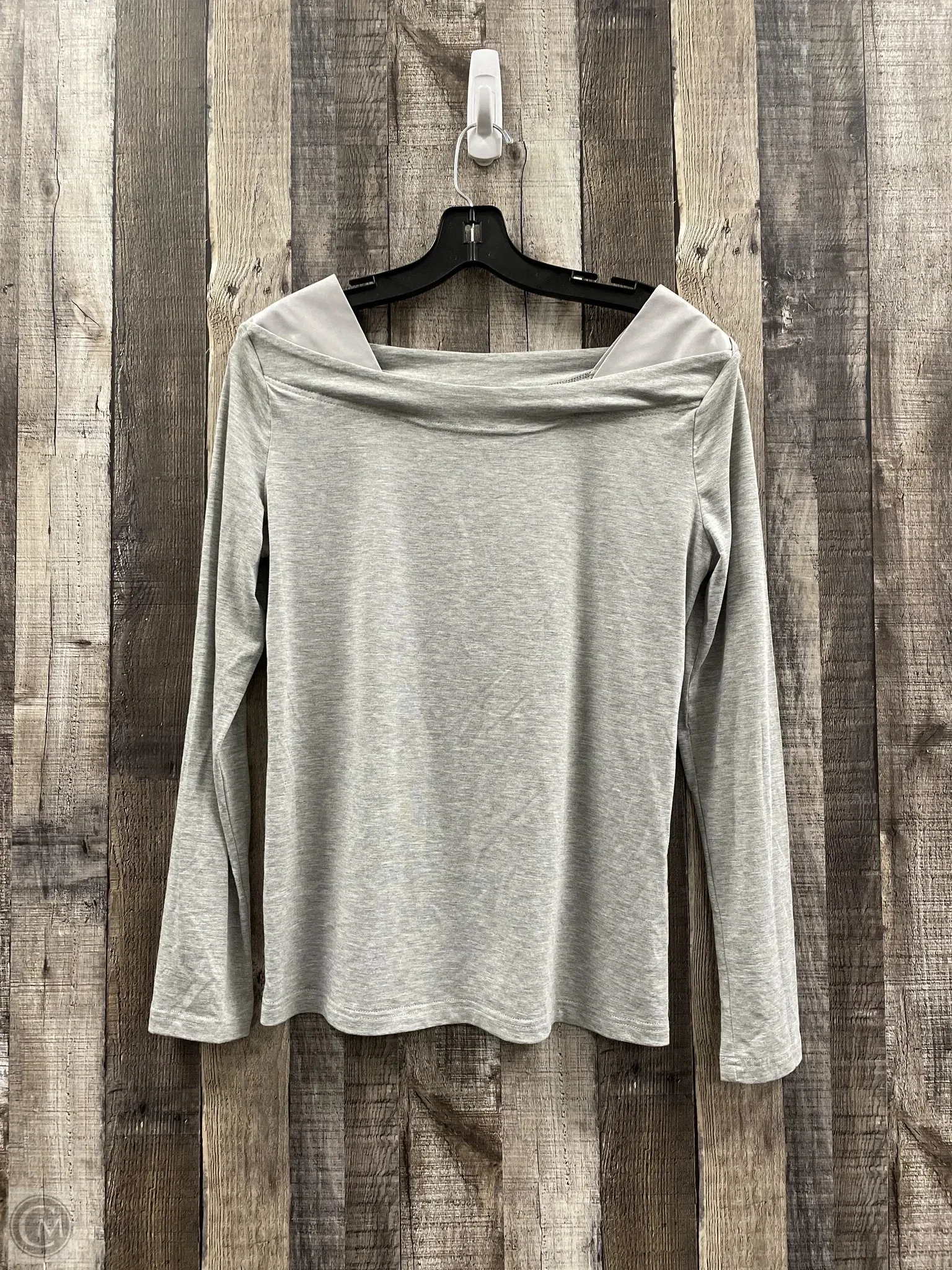 Top Long Sleeve By Cme  Size: M
