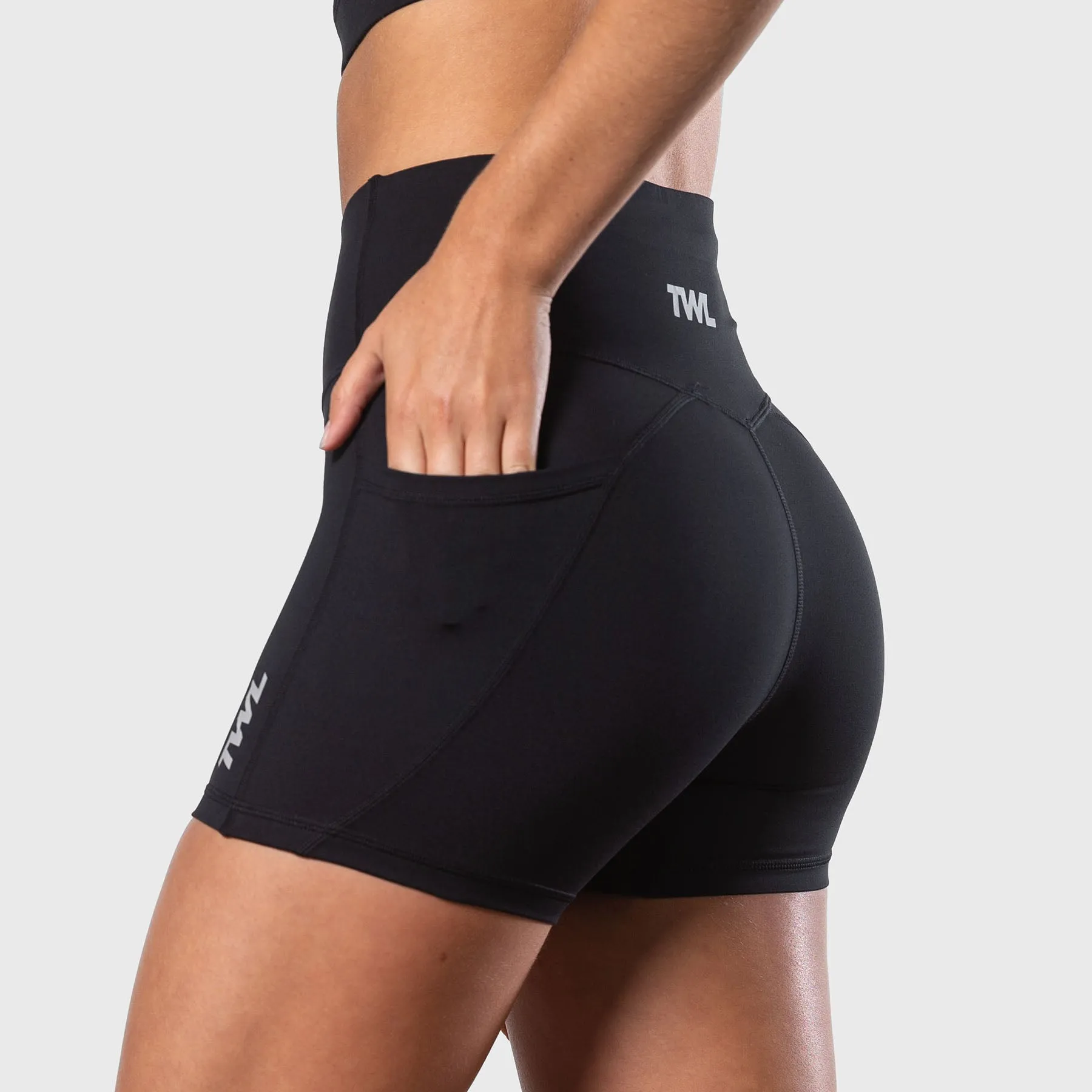 TWL - WOMEN'S ENERGY SHORTS - BLACK