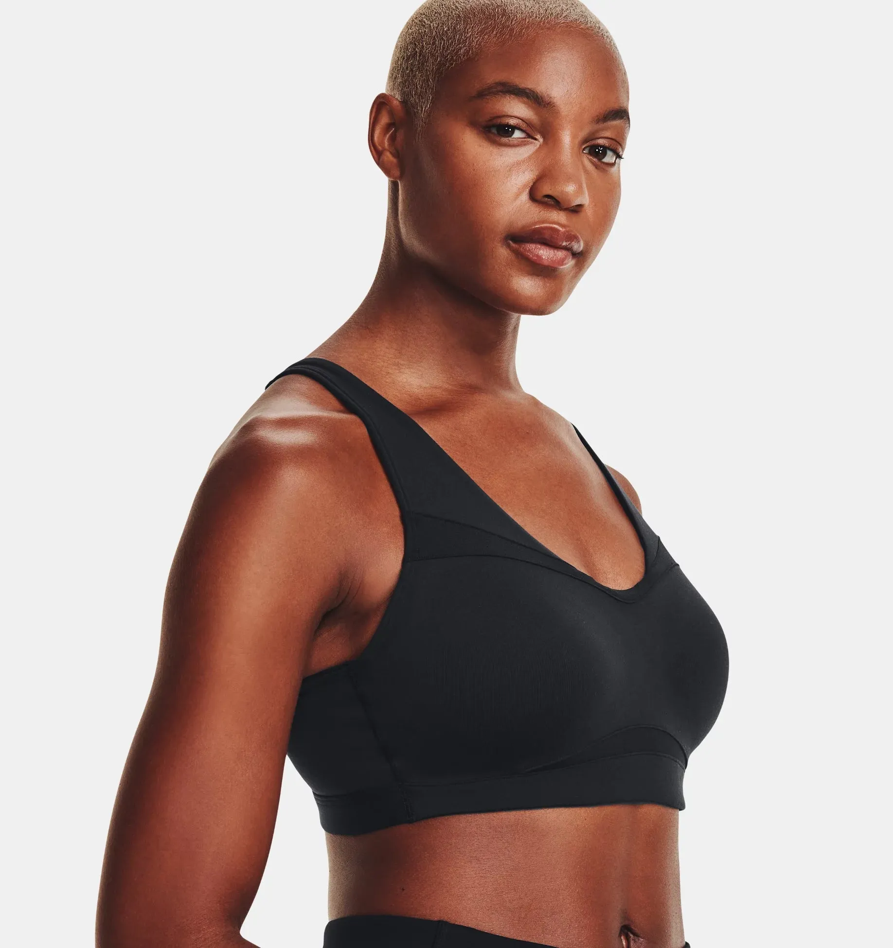Under Armour Women's UA SmartForm Evolution Mid Sports Bra