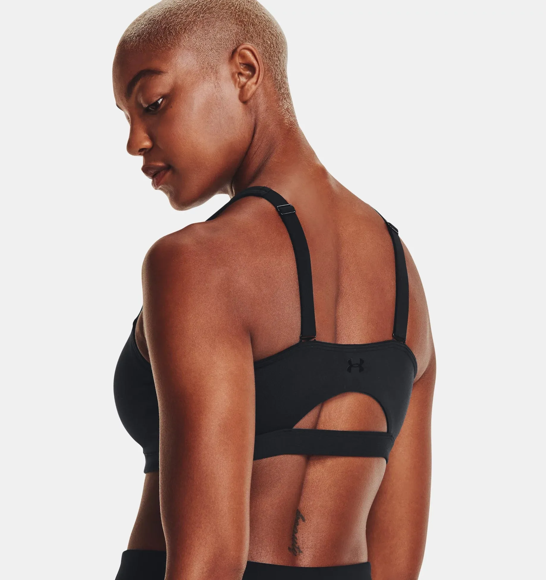 Under Armour Women's UA SmartForm Evolution Mid Sports Bra