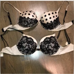 VICTORIA’s SECRET 2 Polka Dot and Lace Women's BraS