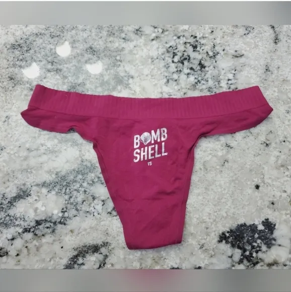 Victoria's Secret 5 Pack of Thongs! NEW!