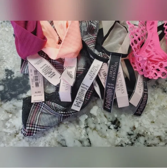 Victoria's Secret 5 Pack of Thongs! NEW!