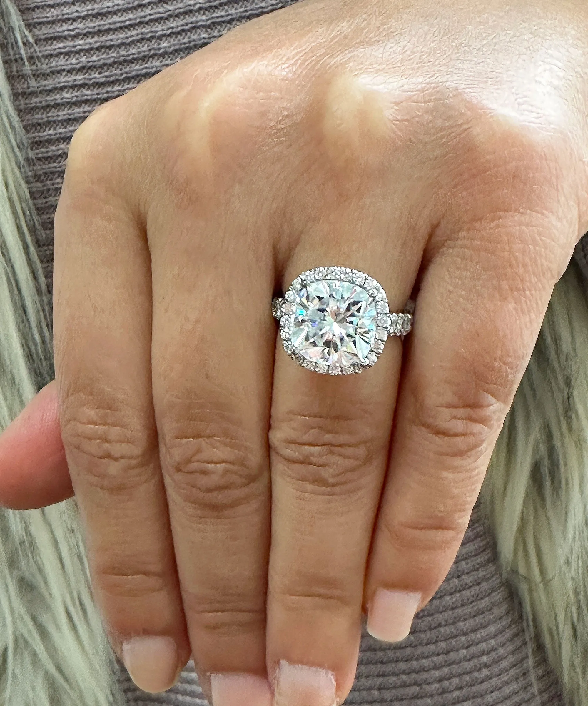 Women's 14k Solid White Gold Cushion Cut Moissanite And Natural Diamond Engagement Ring Bridal Wedding Halo 6.50Ctw