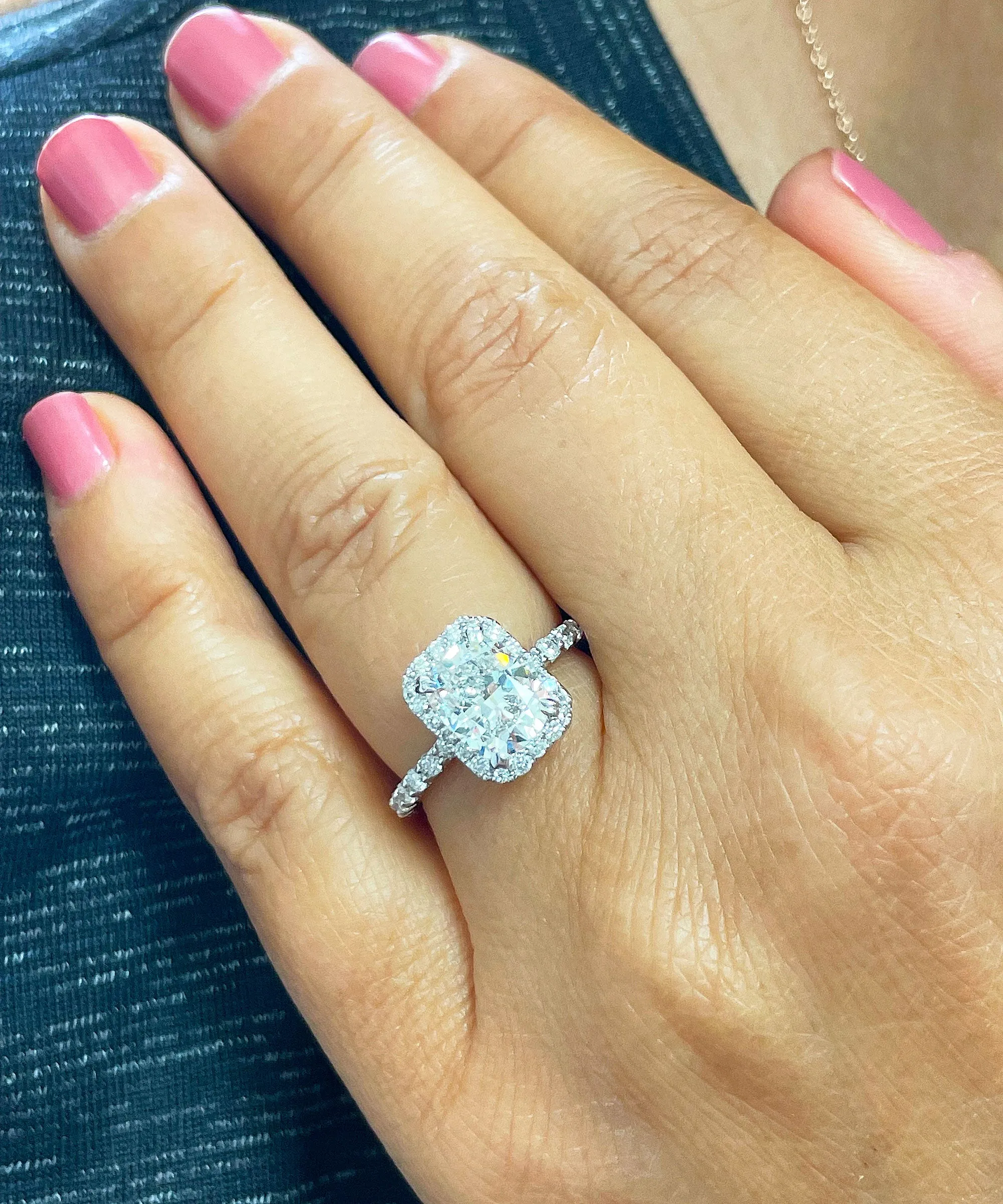 Women's 14k solid white gold cushion cut moissanite and natural round cut diamond engagement ring Bridal Wedding Halo 2.80ctw