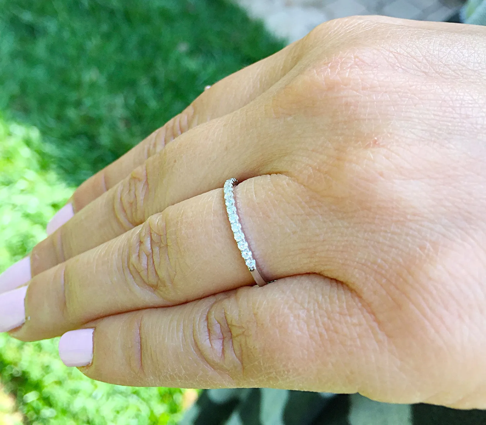 Women's 14k white gold round cut diamonds band anniversary art deco modern half eternity style bridal prong natural diamonds 0.20ctw