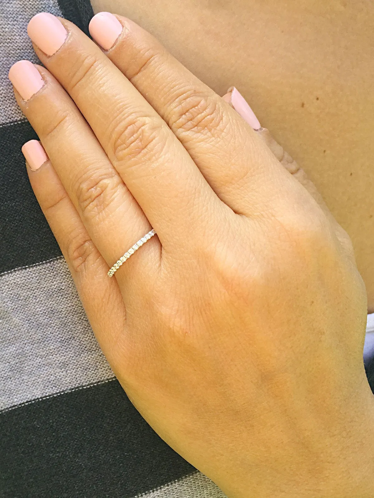 Women's 14k white gold round cut diamonds band anniversary art deco modern half eternity style bridal prong natural diamonds 0.20ctw