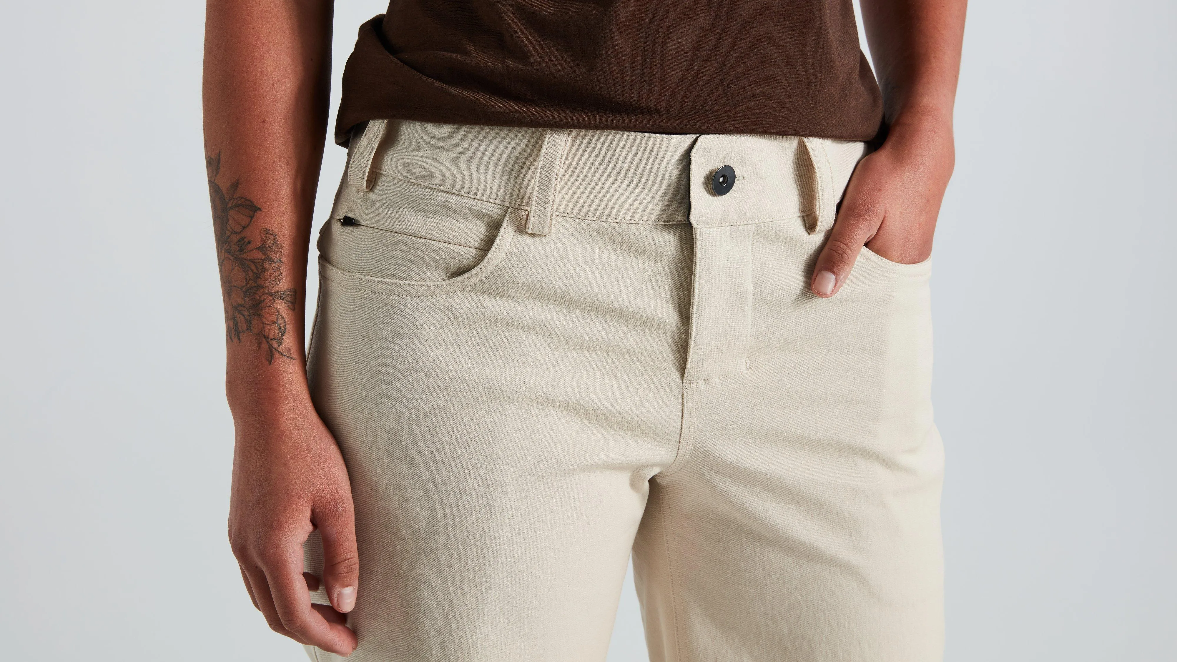 Women's ADV Shorts
