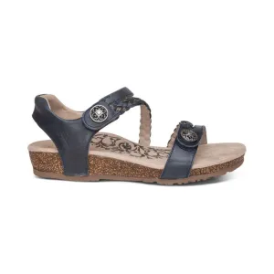 WOMEN'S AETREX JILLIAN BRAIDED QUARTER STRAP SANDAL | NAVY