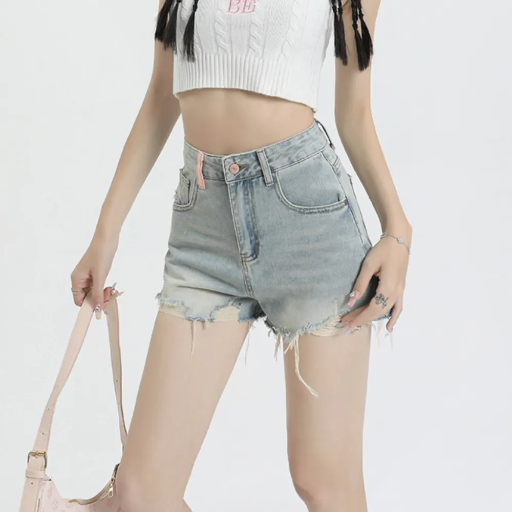 Women's Contrast Embroidered Tassel Shorts