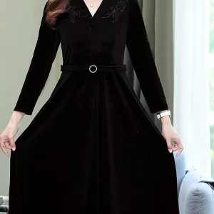 Women's Elegant V-Neck Velvet Large Swing Dress with Long Sleeves