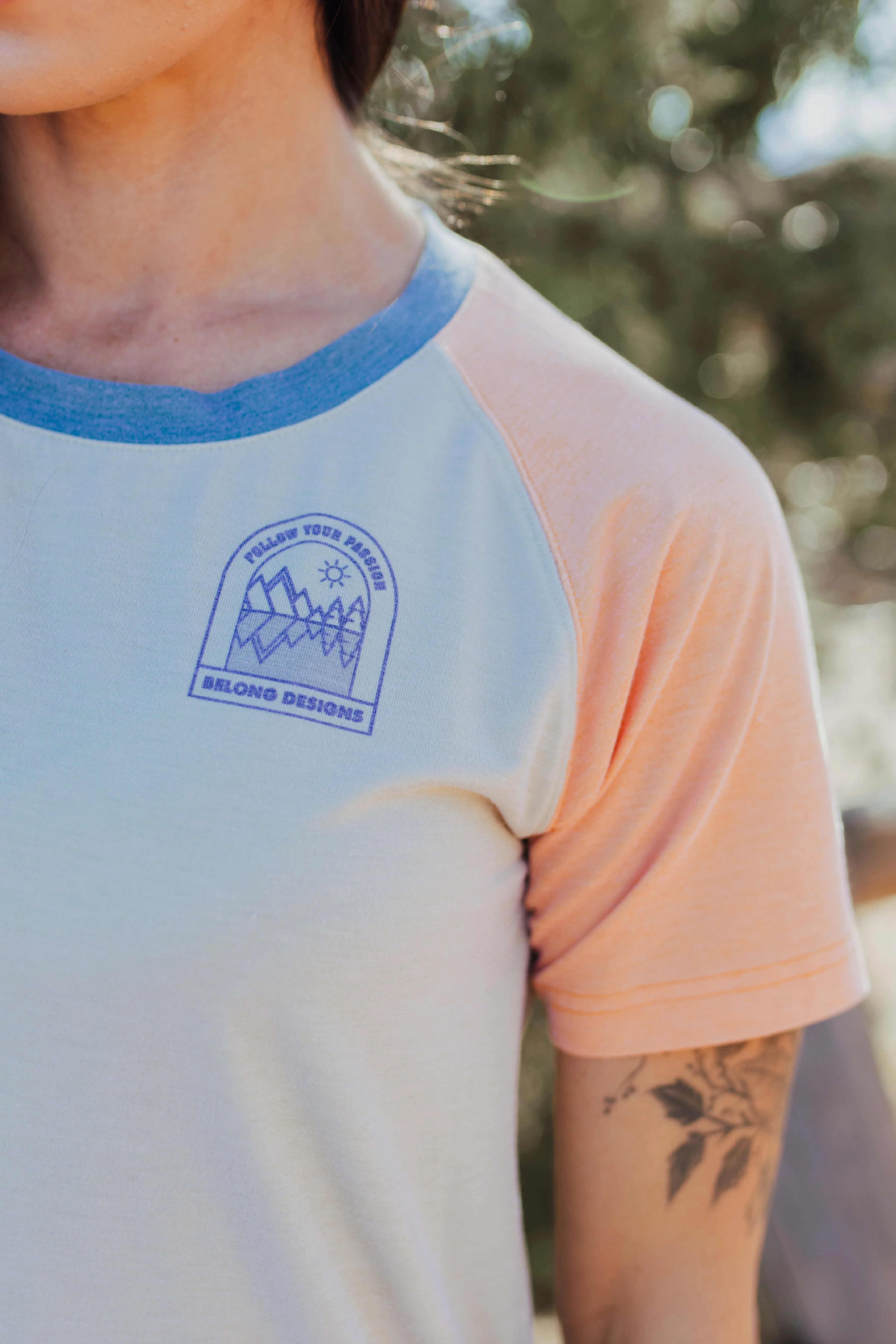 Women's Graphic Traverse Tek Tee