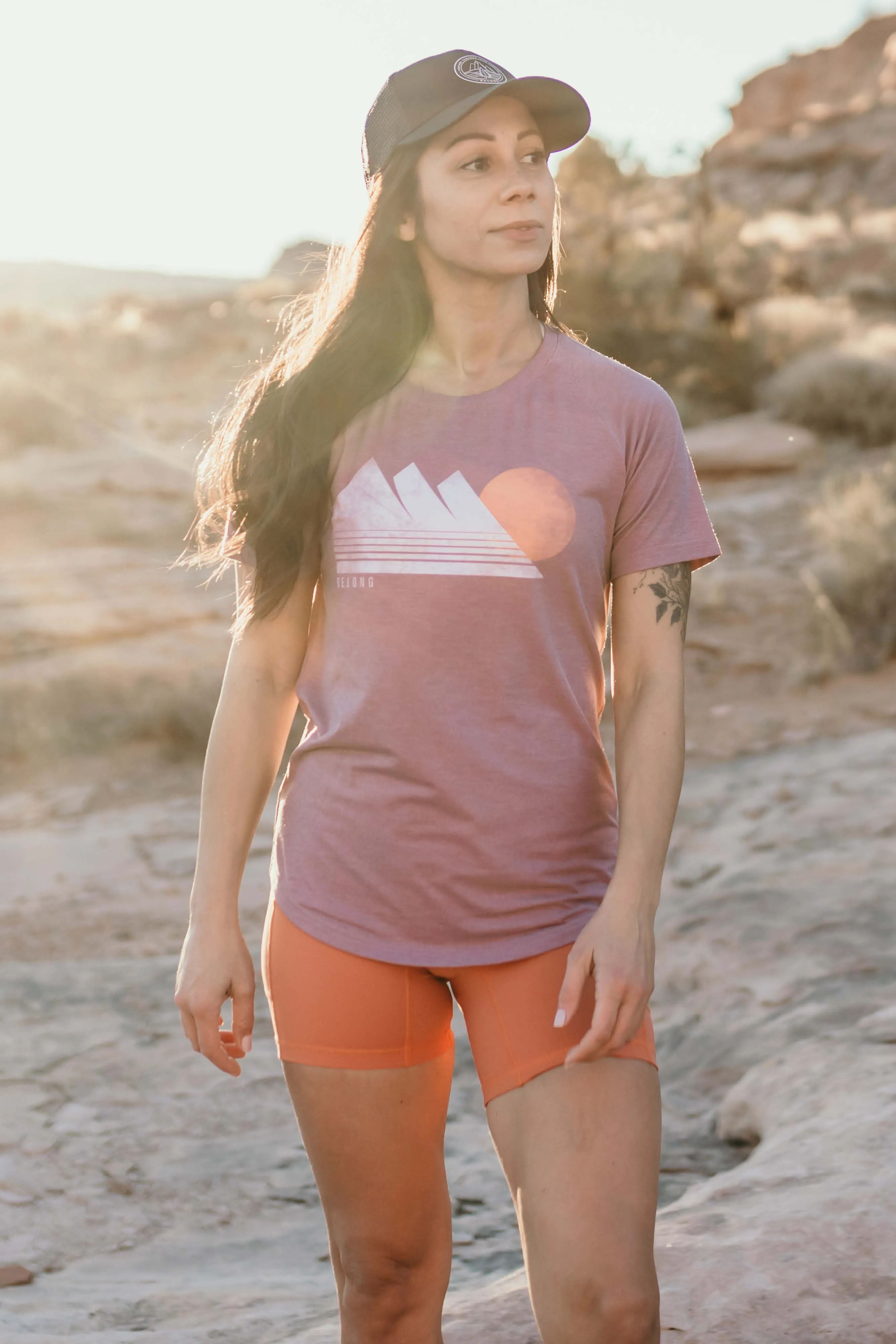 Women's Graphic Traverse Tek Tee
