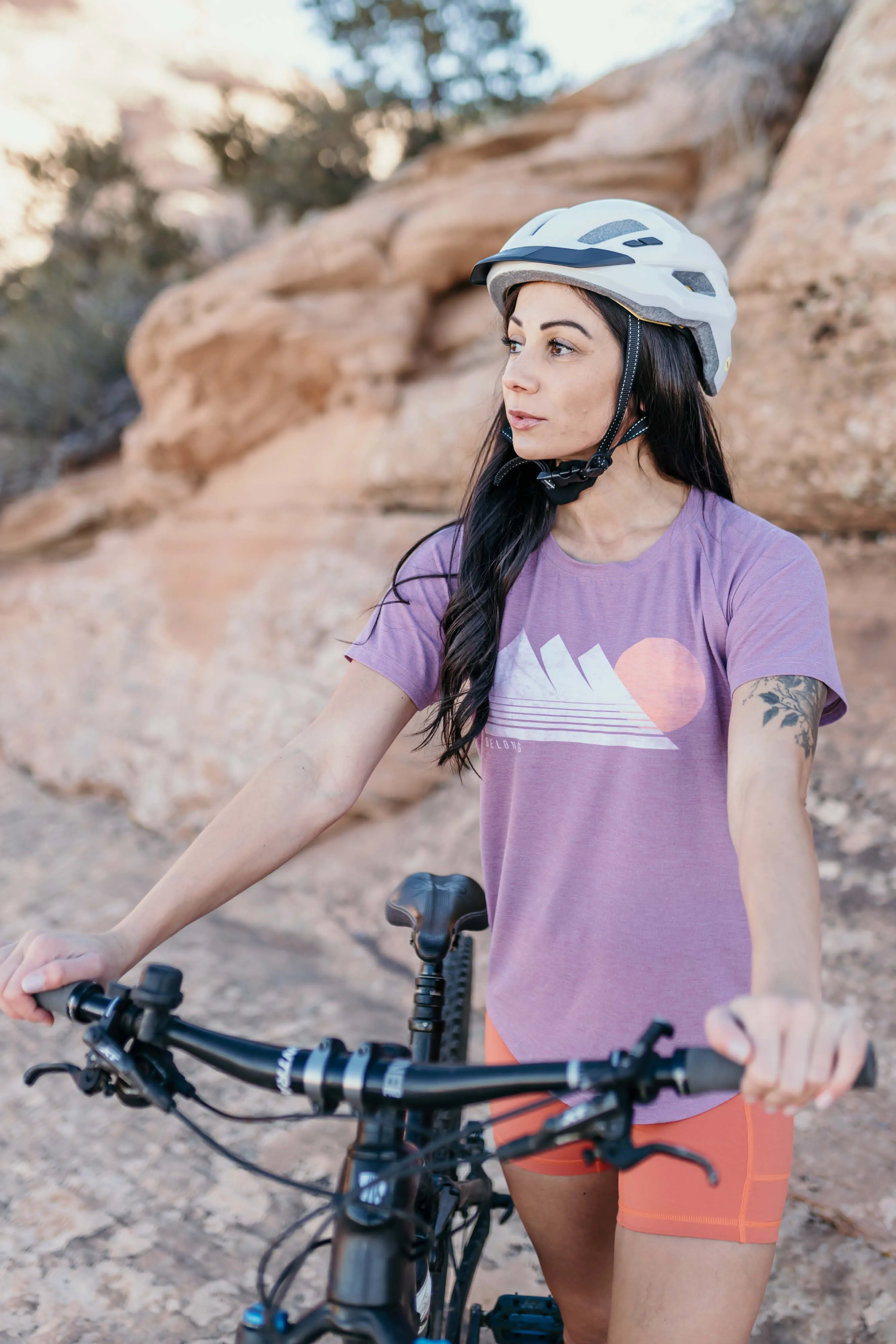 Women's Graphic Traverse Tek Tee