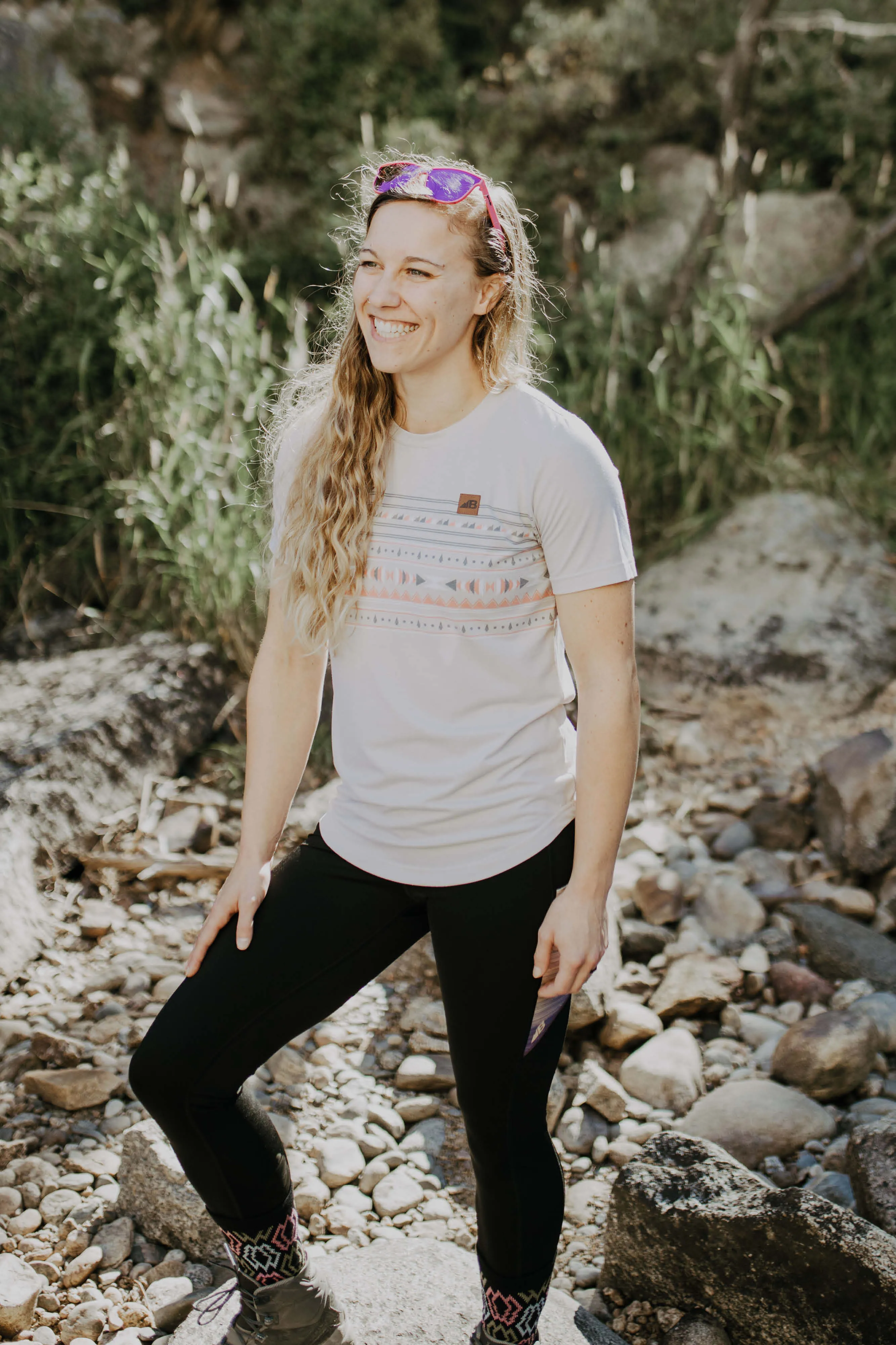 Women's Graphic Traverse Tek Tee