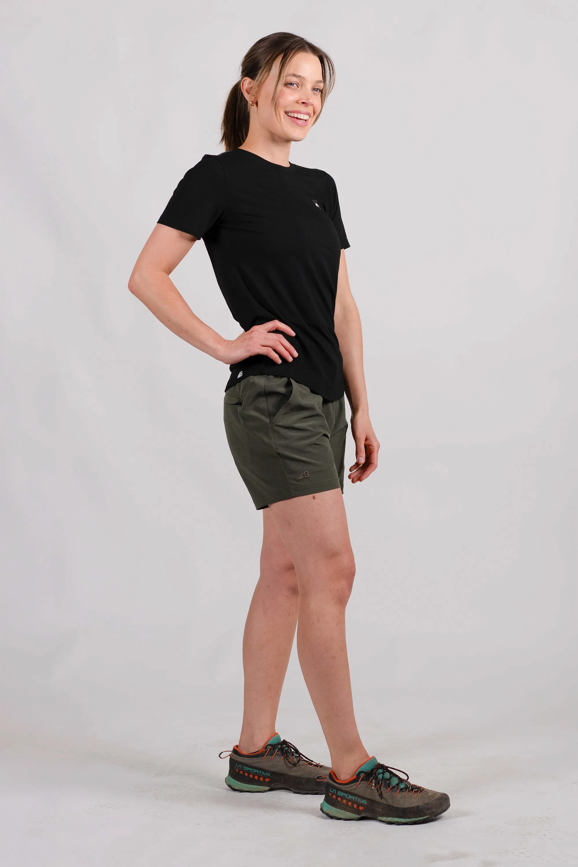 Women's Graphic Traverse Tek Tee