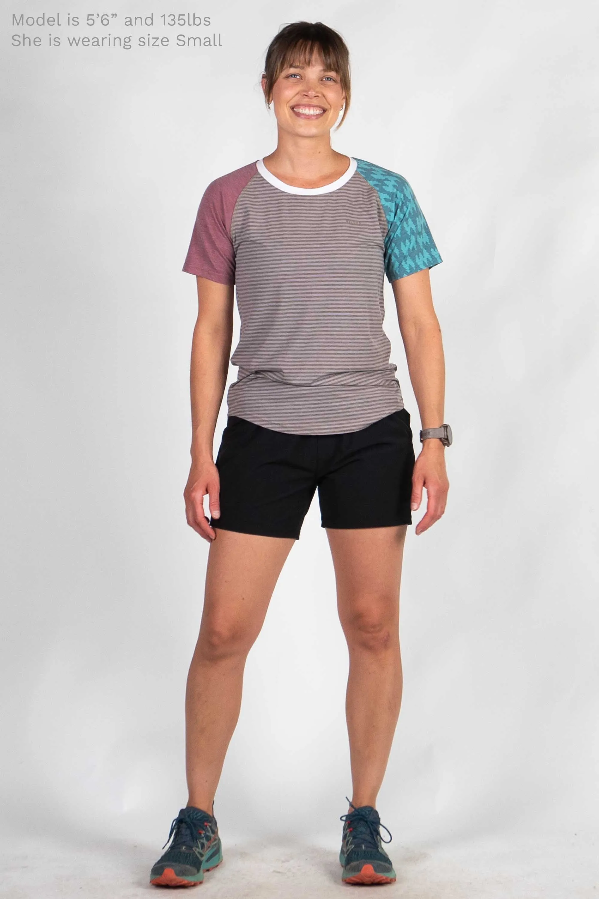 Women's Graphic Traverse Tek Tee
