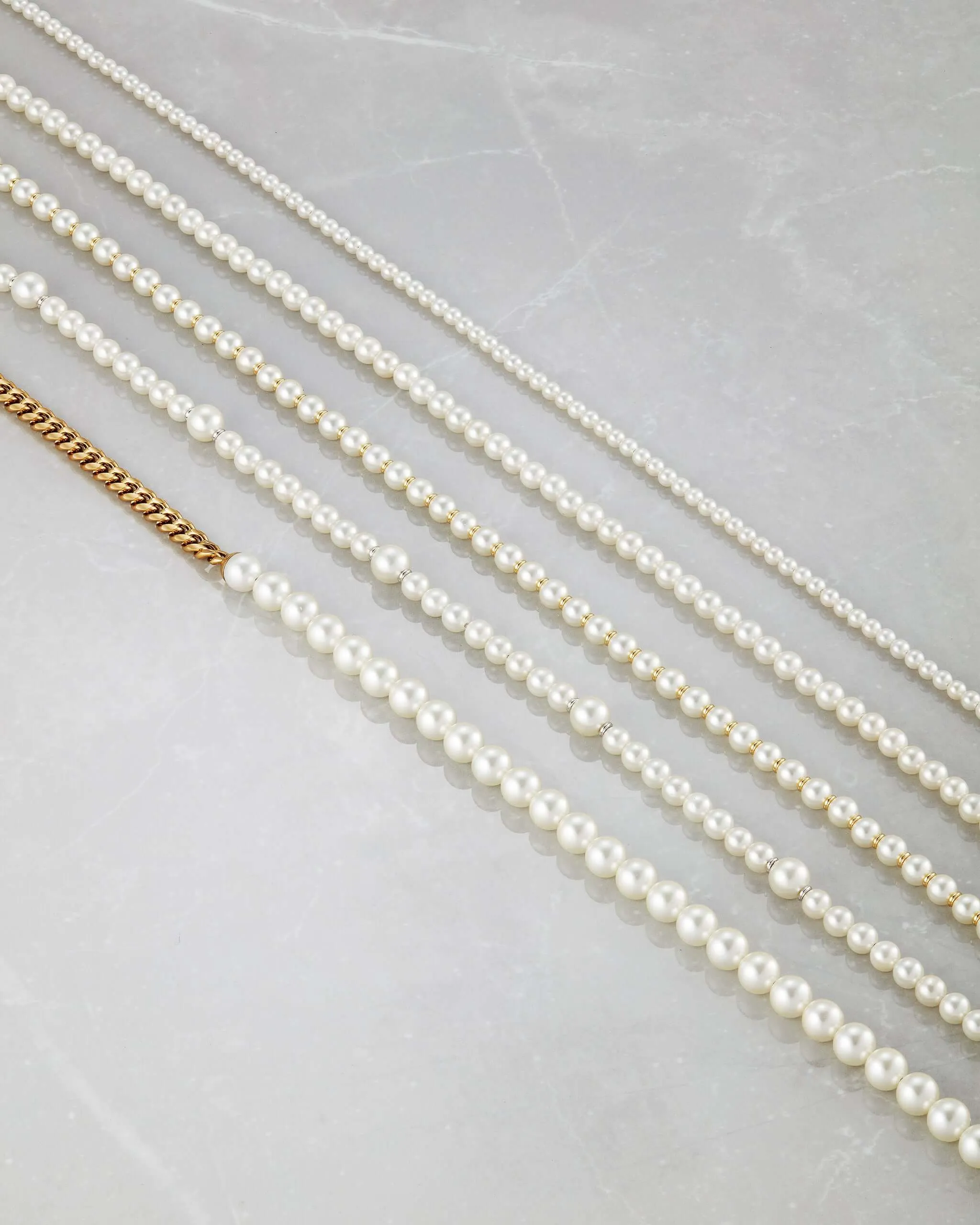Women’s Offset Pearl Necklace