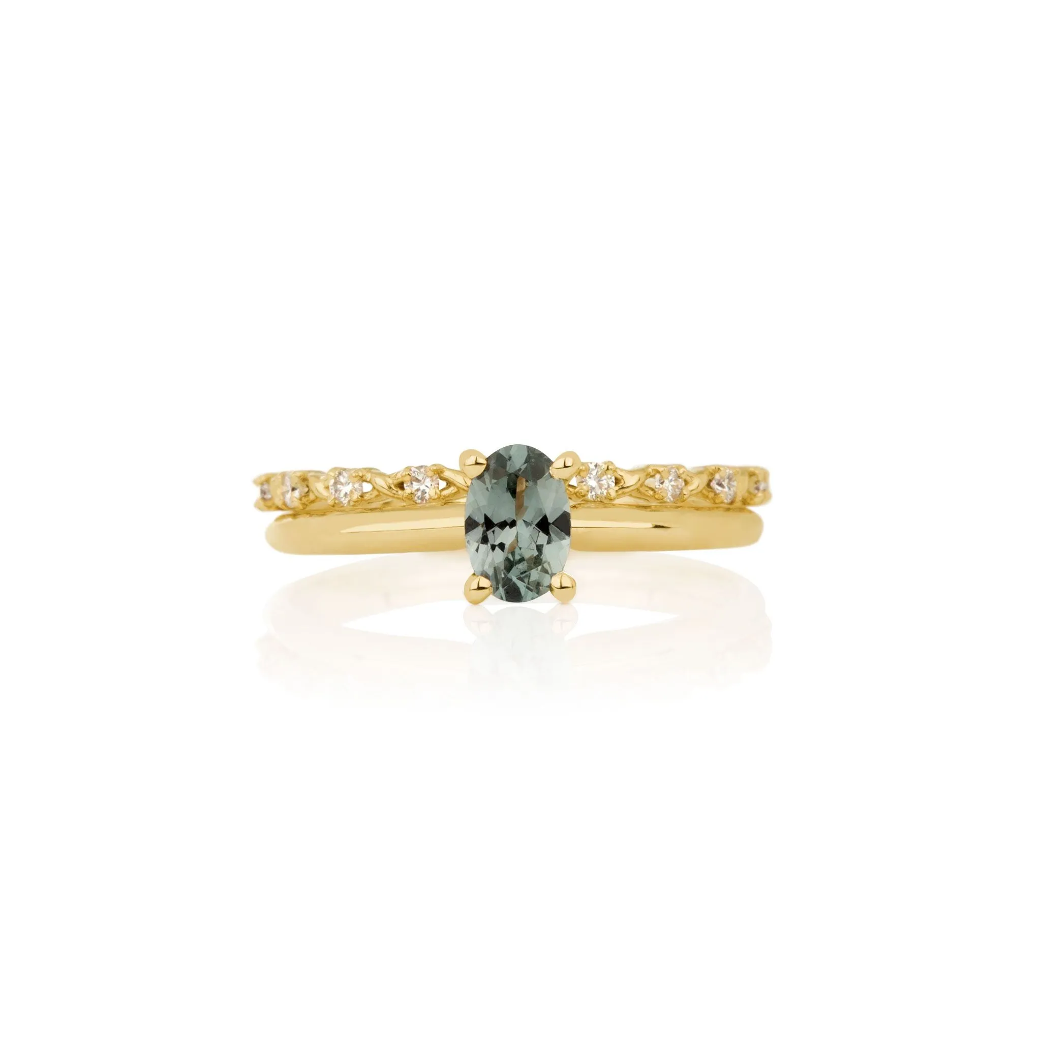 Women's spinel ring