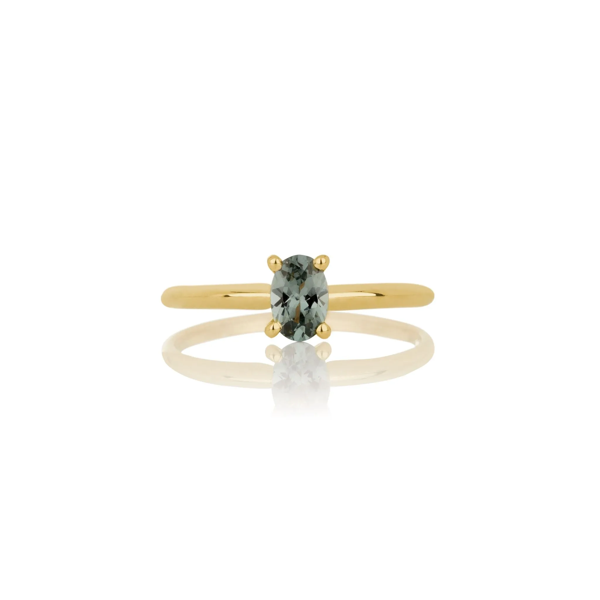 Women's spinel ring