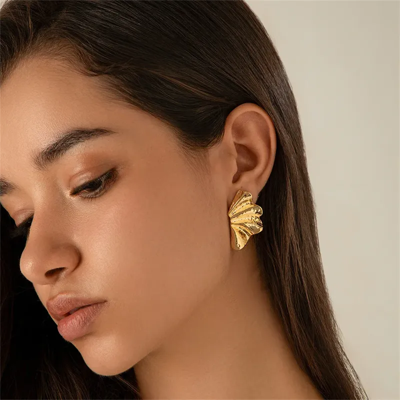 Women's Stylish Maple Leaf Stud Earrings