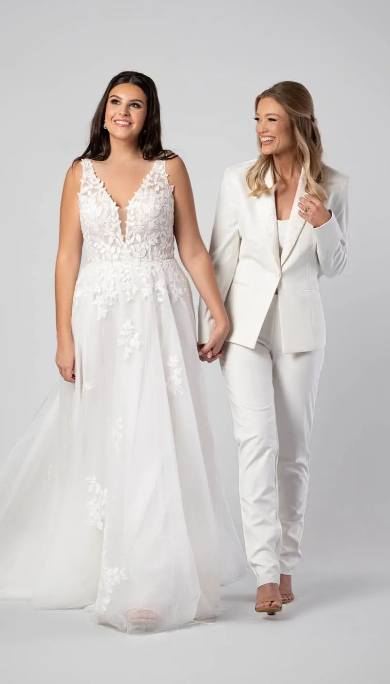 Women's Suit 2 Piece Ivory