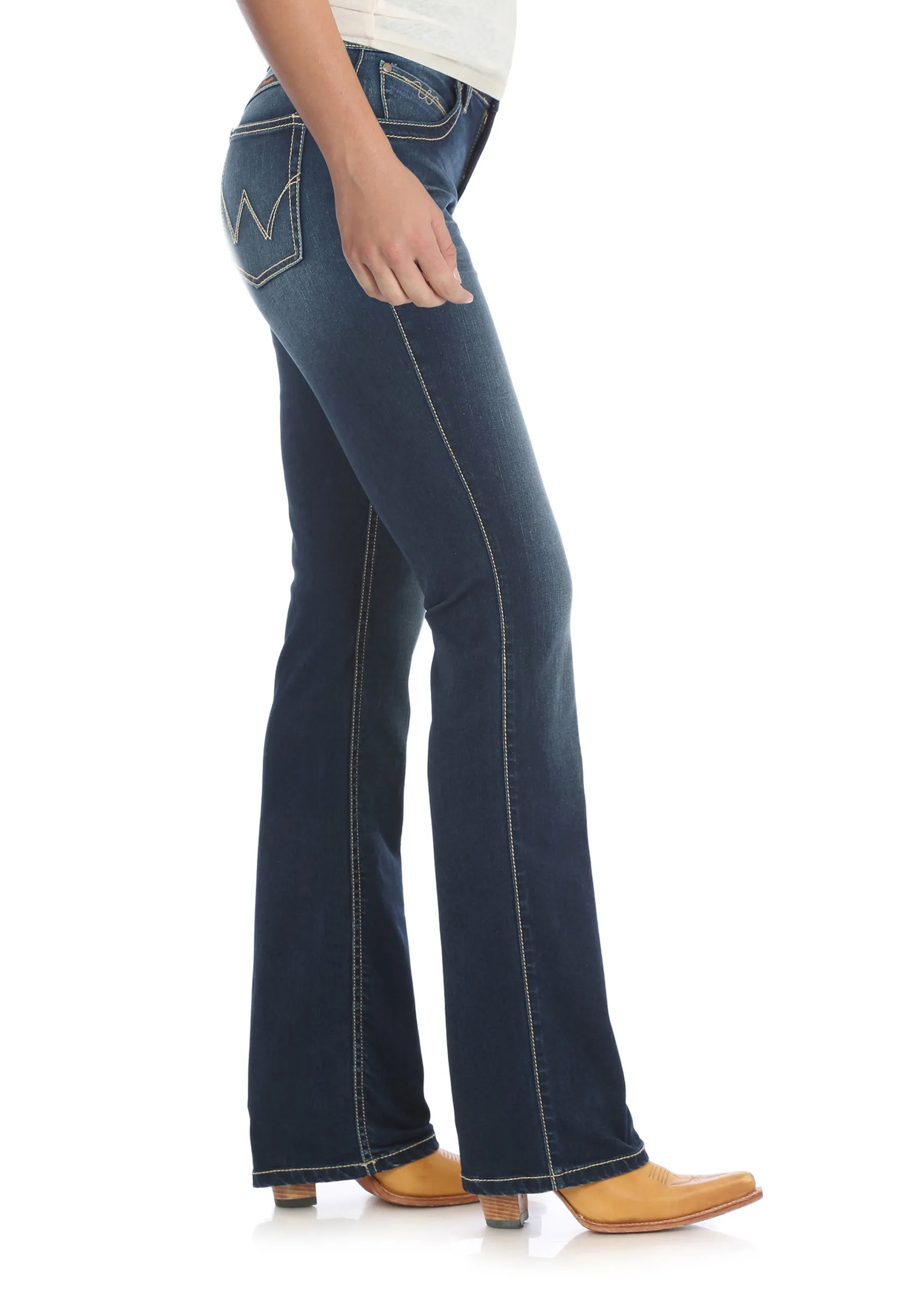 WRQ20NR Wrangler Women’s Q Baby 36’ leg